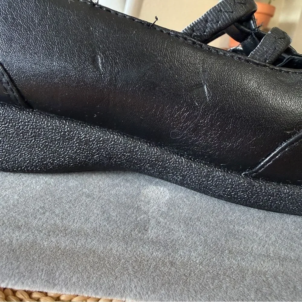 Petalia Girl’s Black Sienna Mary Jane Style Slip On Shoes Size 2